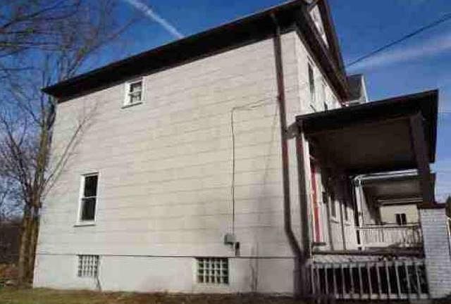 2nd image of 308 Elsdon St