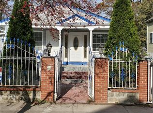 105 Mitchell St, Providence, RI 02907