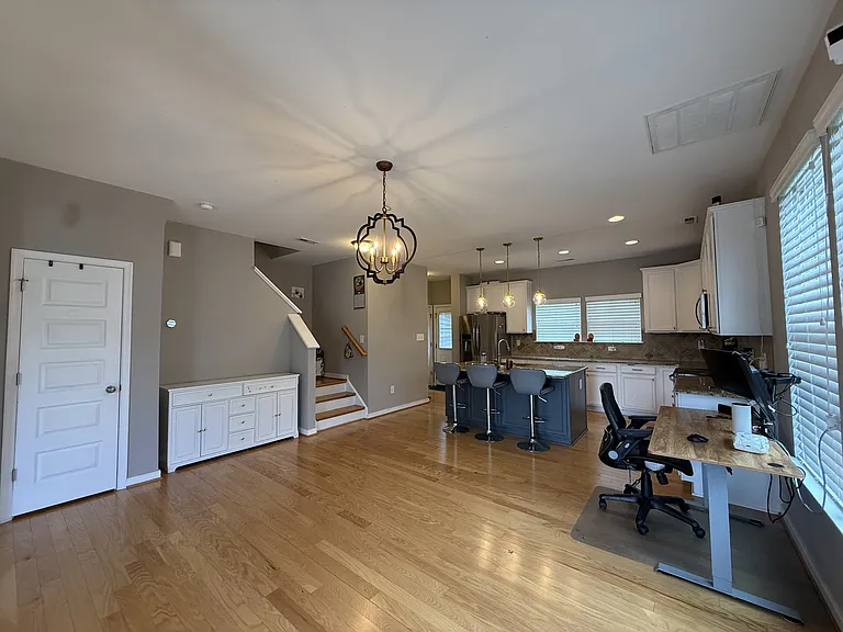 8049 Ellendale Dr #1 — Photo 11