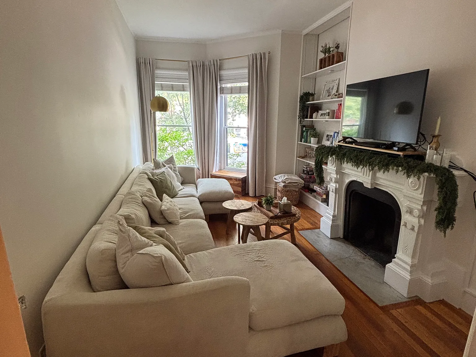 1 bed, 750 sqft, $3,200 — Photo 1