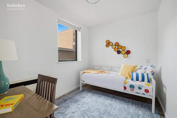 Bedroom, photo 2