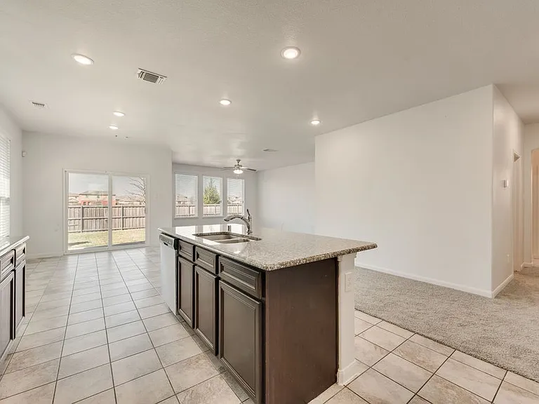 9245 Switchgrass Ln — Photo 10