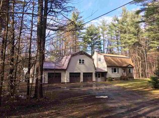 6116 Spring Rd, Broadalbin, NY 12025
