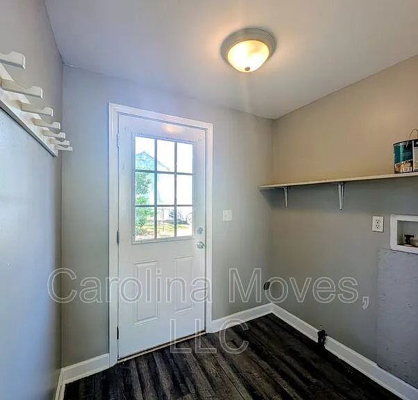 403 McCrary St — Photo 10