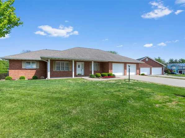2118 Yorktown Dr, Cape Girardeau, MO 63701