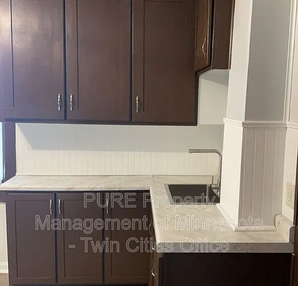 1215 Galtier St #UPPER — Photo 5