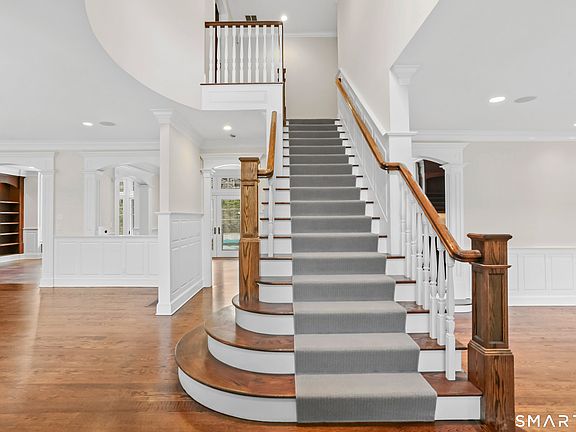 5th image of 73 Lake Wind Road