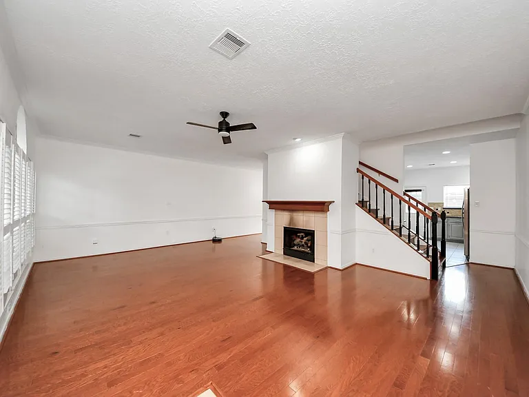 2204 Gemini St — Photo 2