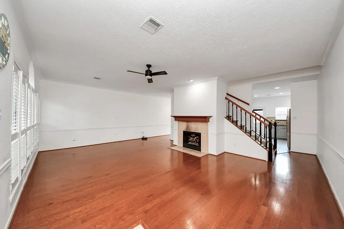 Building Photo - 2204 Gemini St