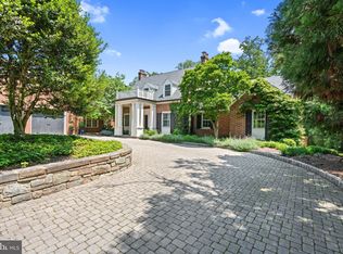 2601 Foxhall Rd NW, Washington, DC 20007