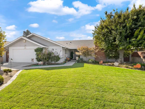 2395 Stephanie Ln, Selma, CA 93662