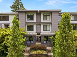 650 1st St, Lake Oswego, OR 97034