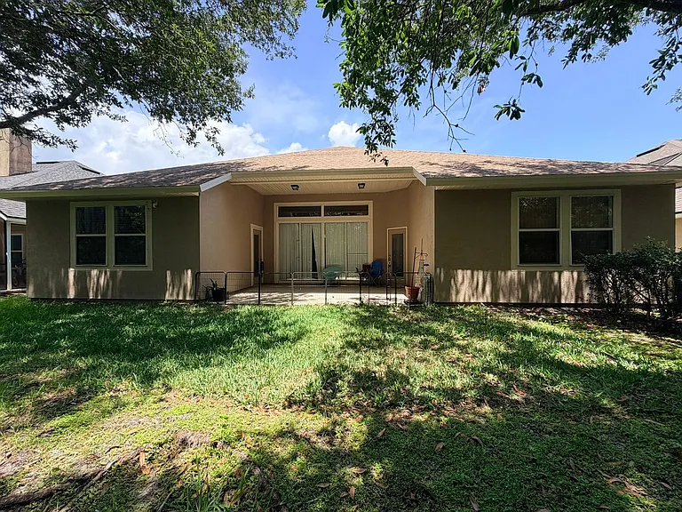2411 Golfview Dr — Photo 22