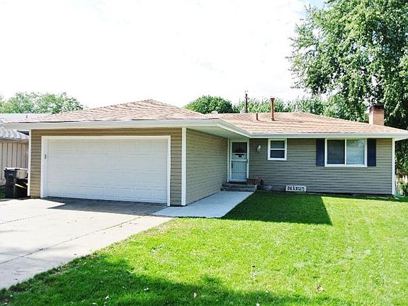 2nd image of 5007 Cresthaven Dr