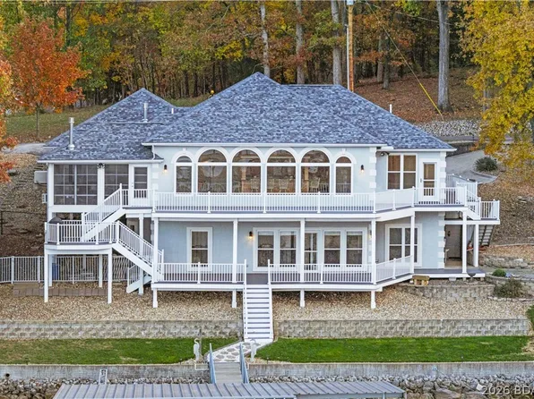 331 Hollow Oak Rd, Sunrise Beach, MO 65079