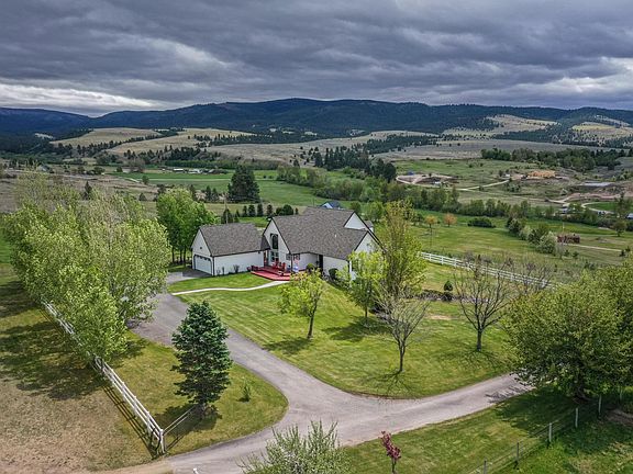 2nd image of 2001 Lance Ln