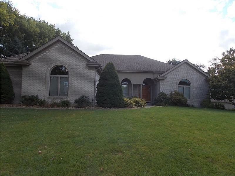 1st image of 195 Sequoia Dr