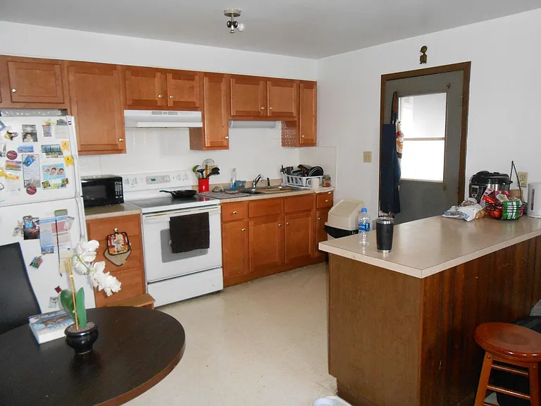 1122 Myrtle St #5 — Photo 2