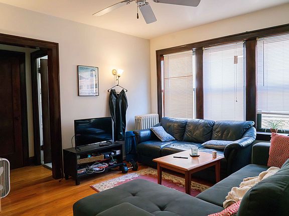3rd image of 1228-1234 W Carmen Ave #1232-2D