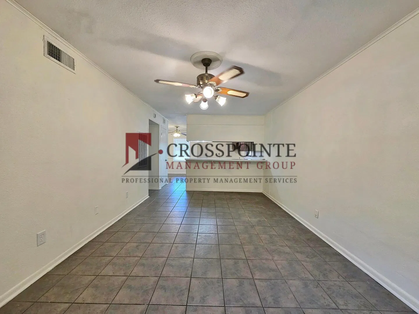 Ruby Ln 212 — Photo 2