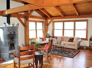 332 Hackett Rd, Hampton, NJ 08827