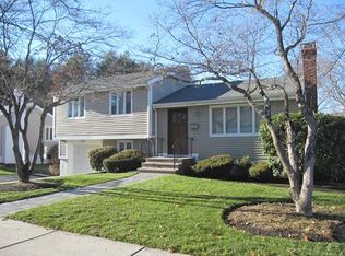 272 Spiers Rd #000, Newton, MA 02459