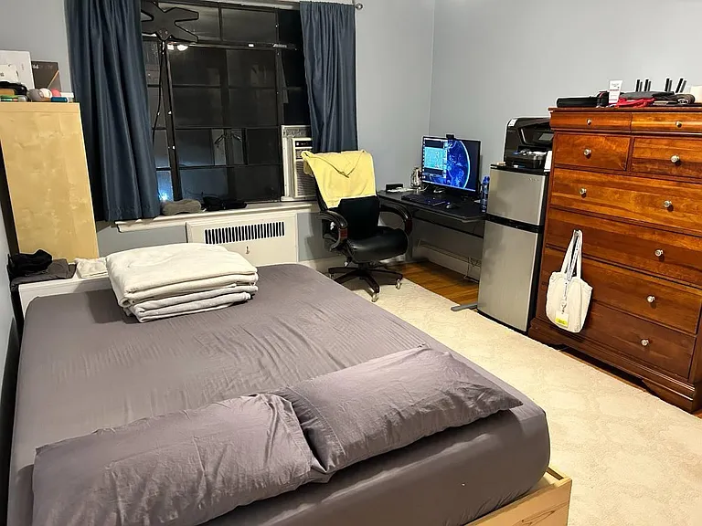 Room for Rent (with old roommate's furnishings -- not included)