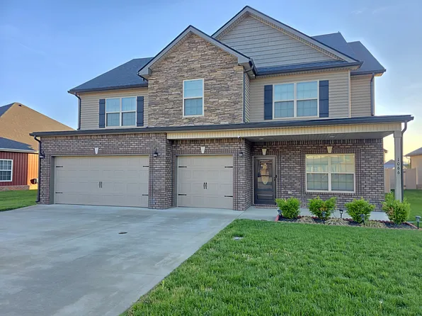 1066 Terraceside Cir, Clarksville, TN 37040