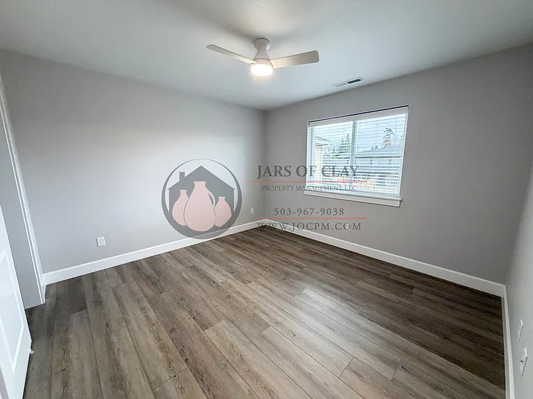 1329 Oppek St NE #1329 — Photo 14