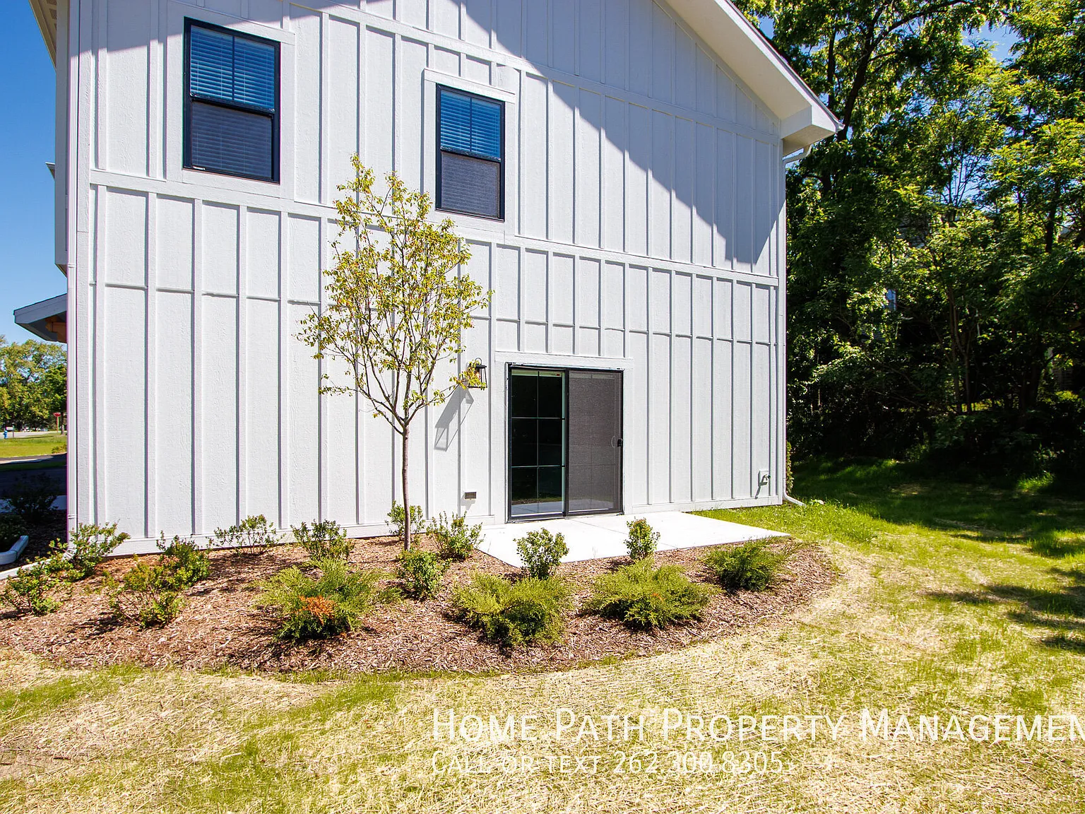 3 bed, 1432 sqft, $2,350 — Photo 4