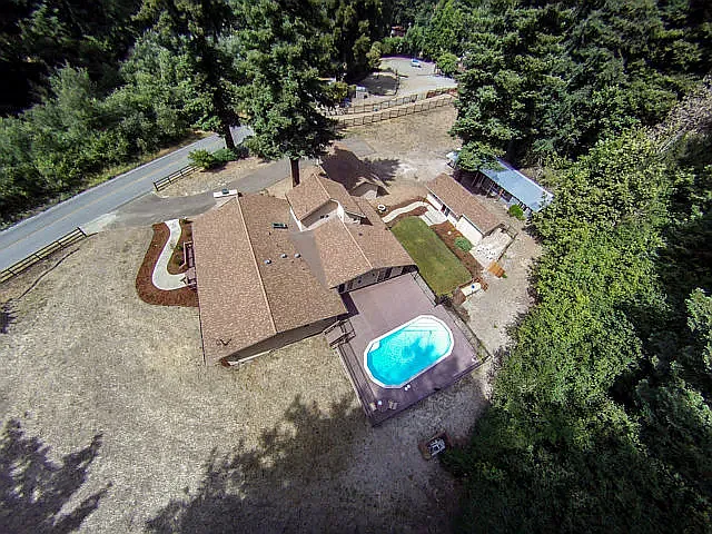 5 bed, 3400 sqft, $7,495 — Photo 4