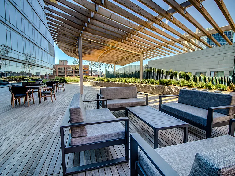 HoriZen Terrace