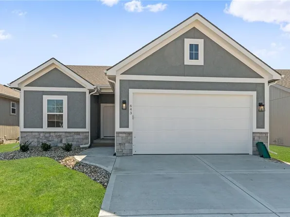 645 NW 110th St, Kansas City, MO 64155