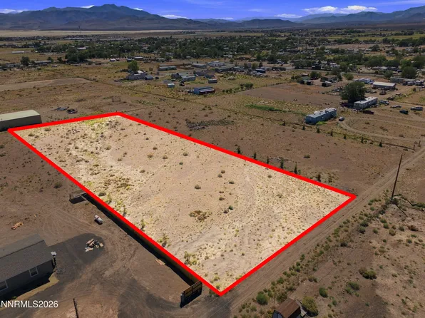 4995 Cheyenne Trl, Silver Springs, NV 89429