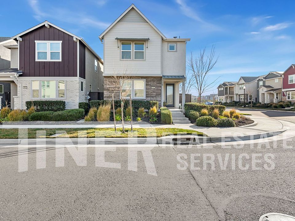 1st image of 2852 Honey Opal Ave