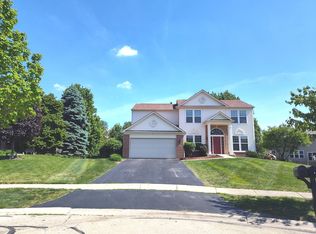 6 Forsythia Ct, Bolingbrook, IL 60490