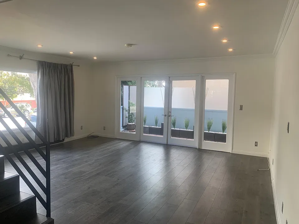 Main family room area, unfurnished