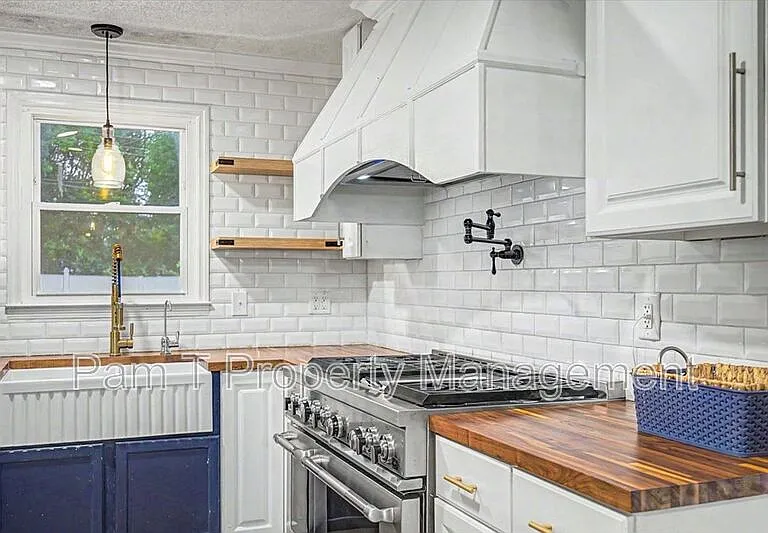 1332 Grace Dr — Photo 11