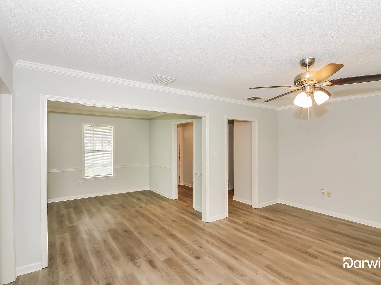 3 bed, 2.0 bath, 1445 sqft, $1,765 — Photo 4