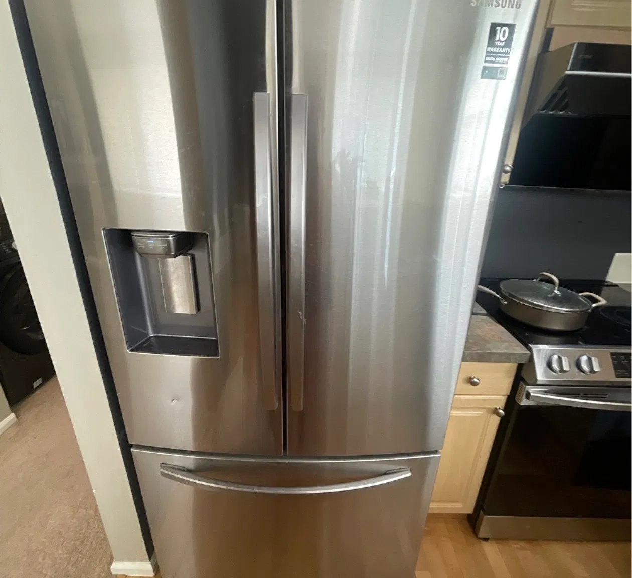 2 bed, 830 sqft, $1,900 — Photo 2