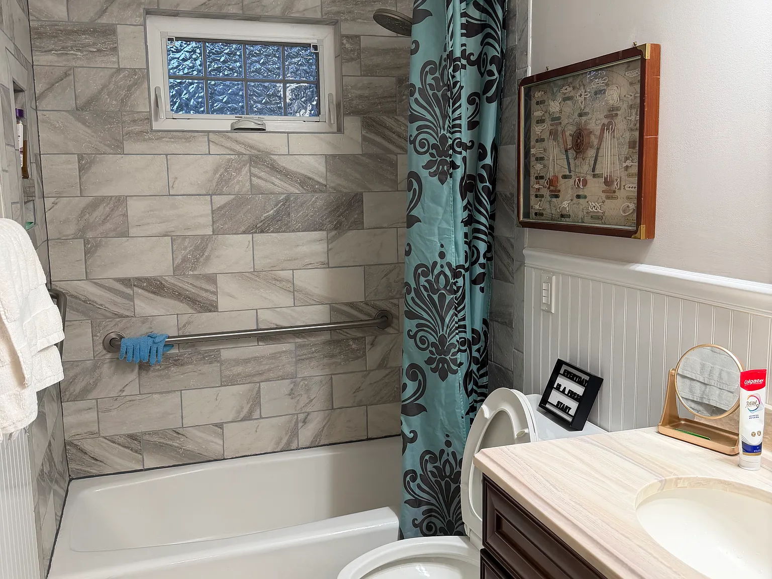 5 bed, 1781 sqft, $5,800 — Photo 4