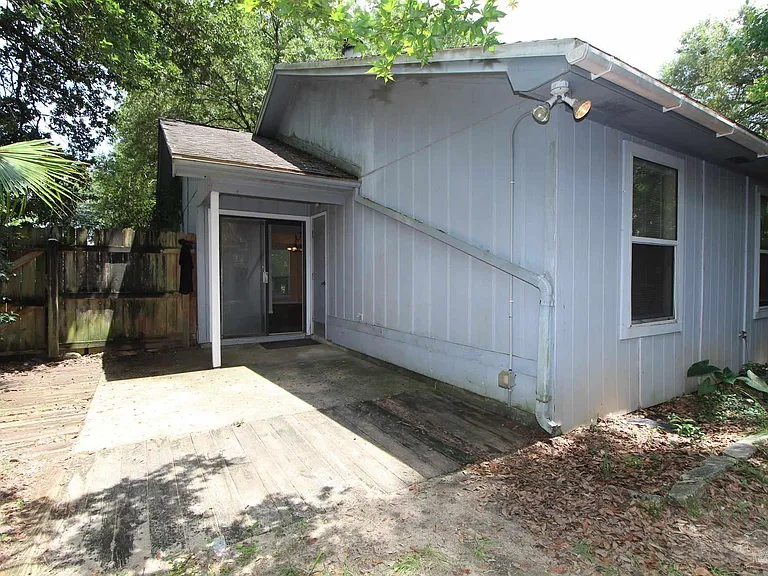 6201 Forest Pines Dr — Photo 16