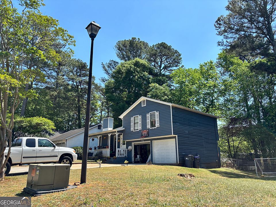 1st image of 1005 Memory Ln