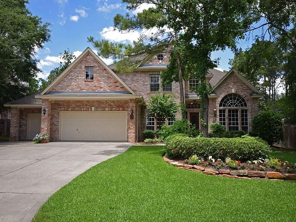 15 Serenity Woods Place, The Woodlands, Texas 77382