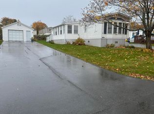 8 M St, Bangor, ME 04401