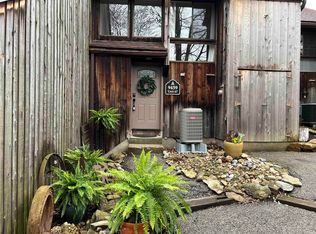 9459 S Pointe Lasalles Dr #67, Bloomington, IN 47401