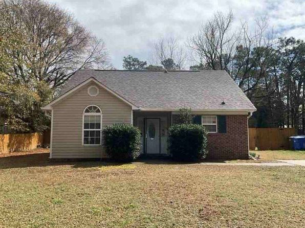 4803 Japonica Rd, Fayetteville, NC 28304