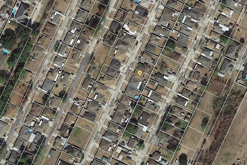 2nd image of 2209 Charles Dr
