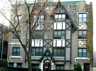 1135 W Lunt Ave, Chicago, IL 60626