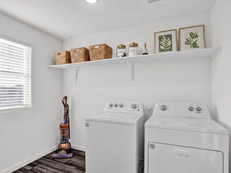 2117 Hamilton St — Photo 14
